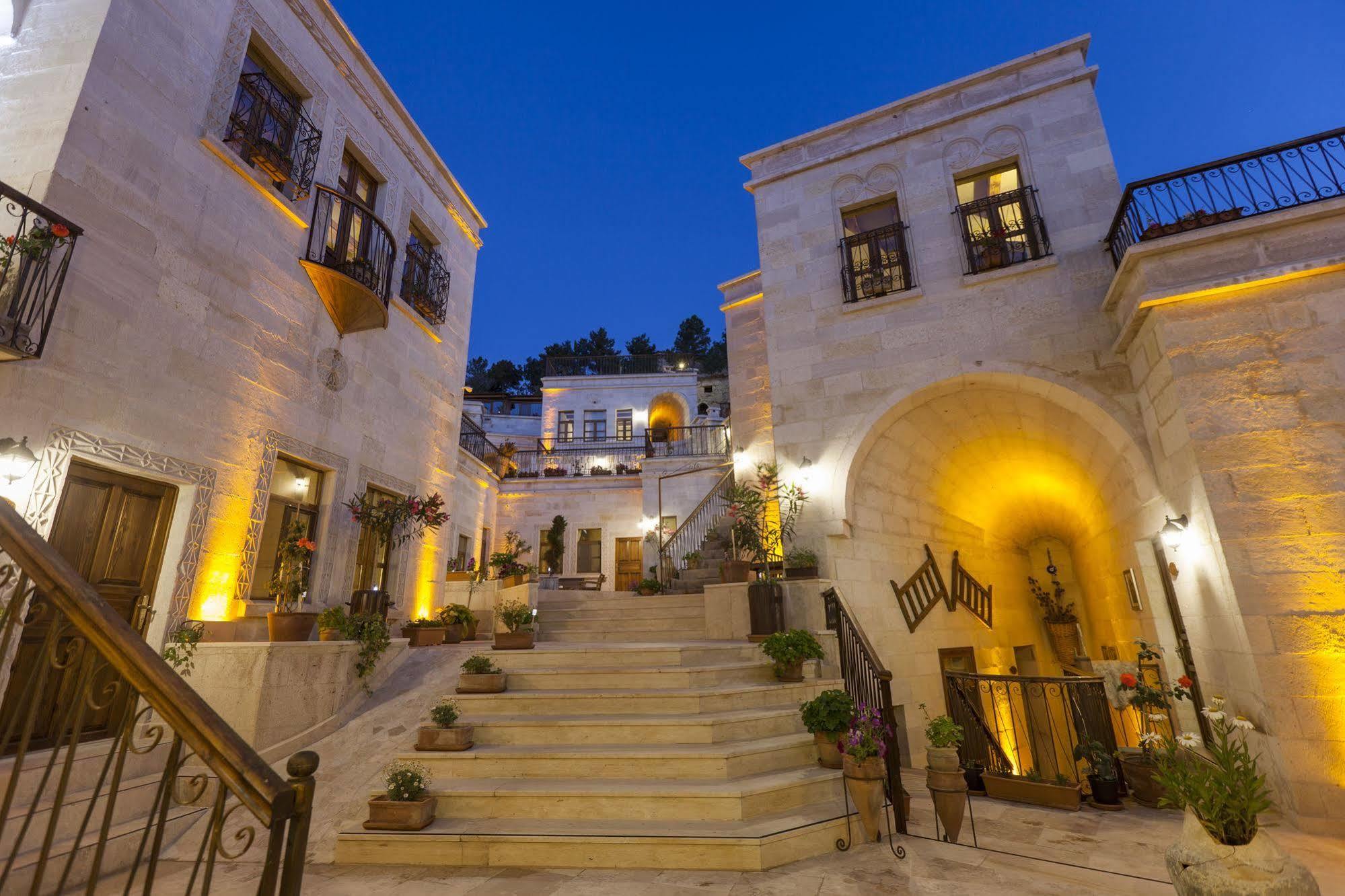 Magic Cave House Hotel Юргюп Екстериор снимка