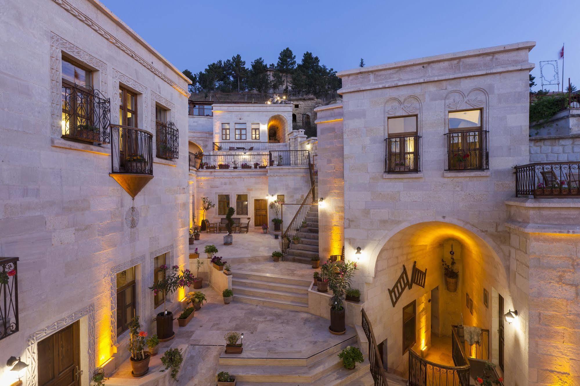 Magic Cave House Hotel Юргюп Екстериор снимка