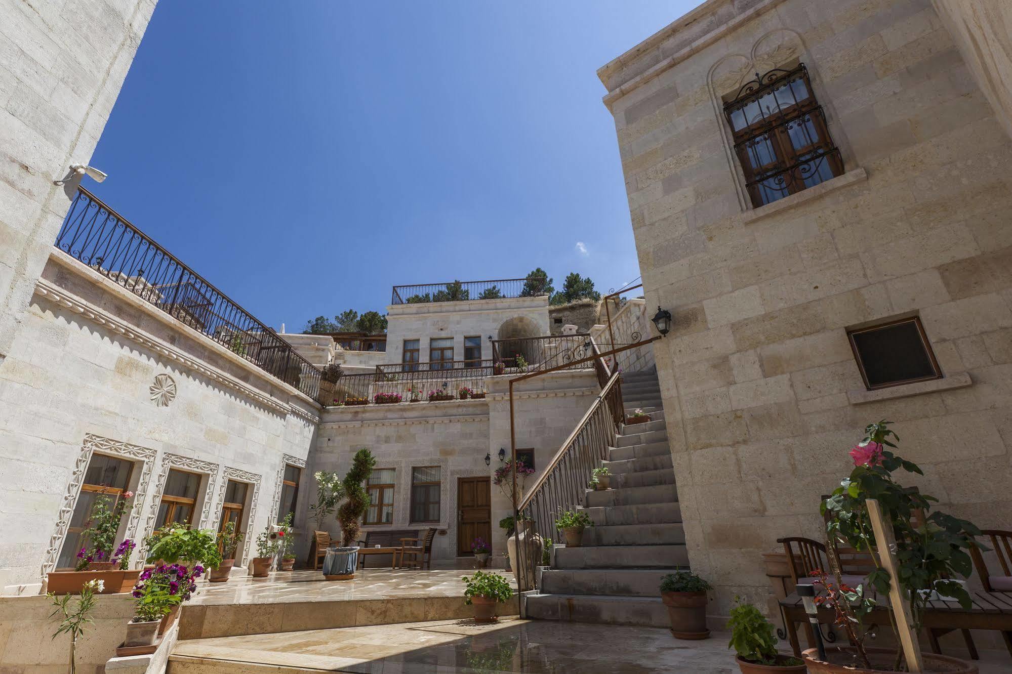 Magic Cave House Hotel Юргюп Екстериор снимка