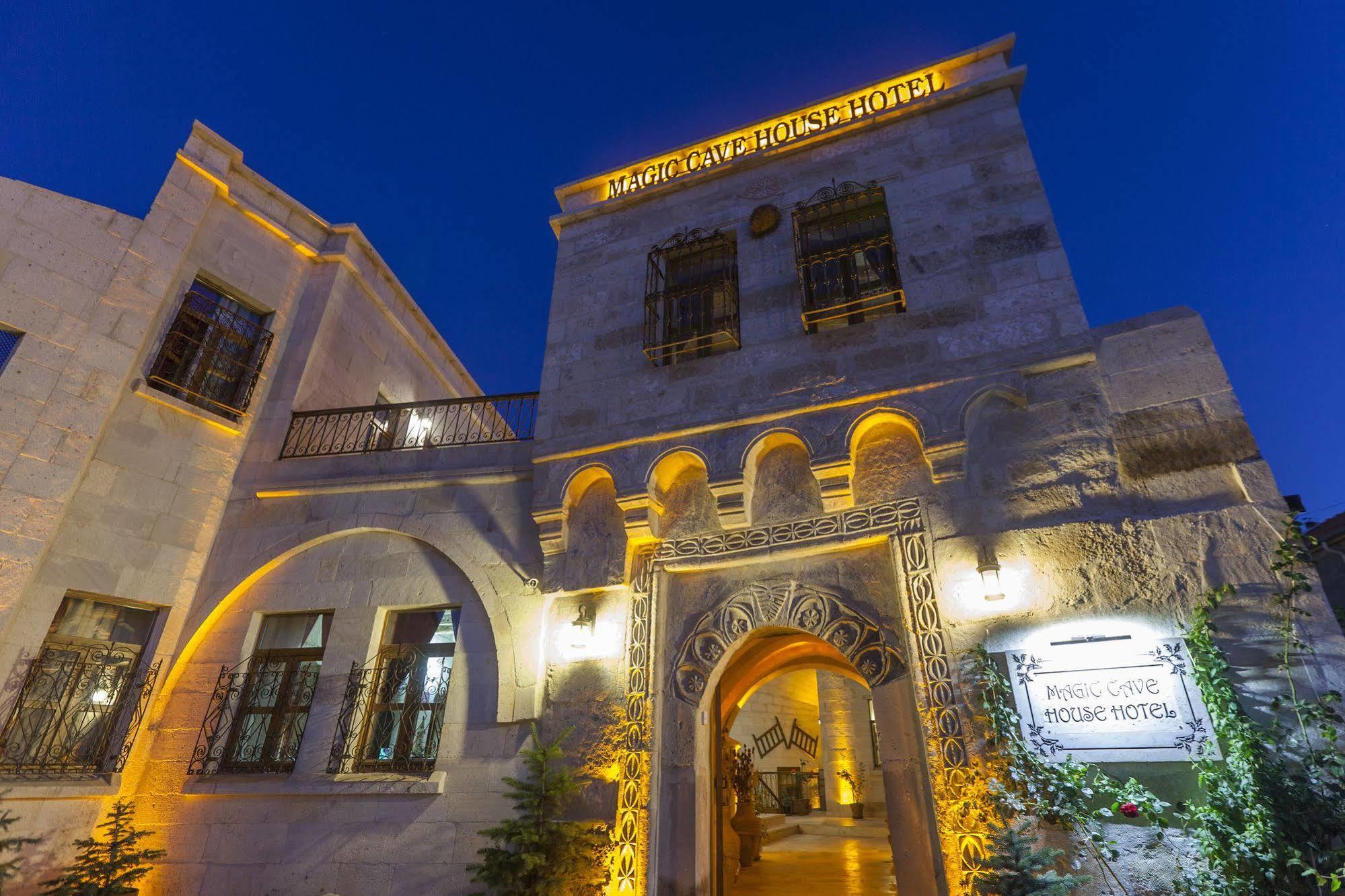 Magic Cave House Hotel Юргюп Екстериор снимка