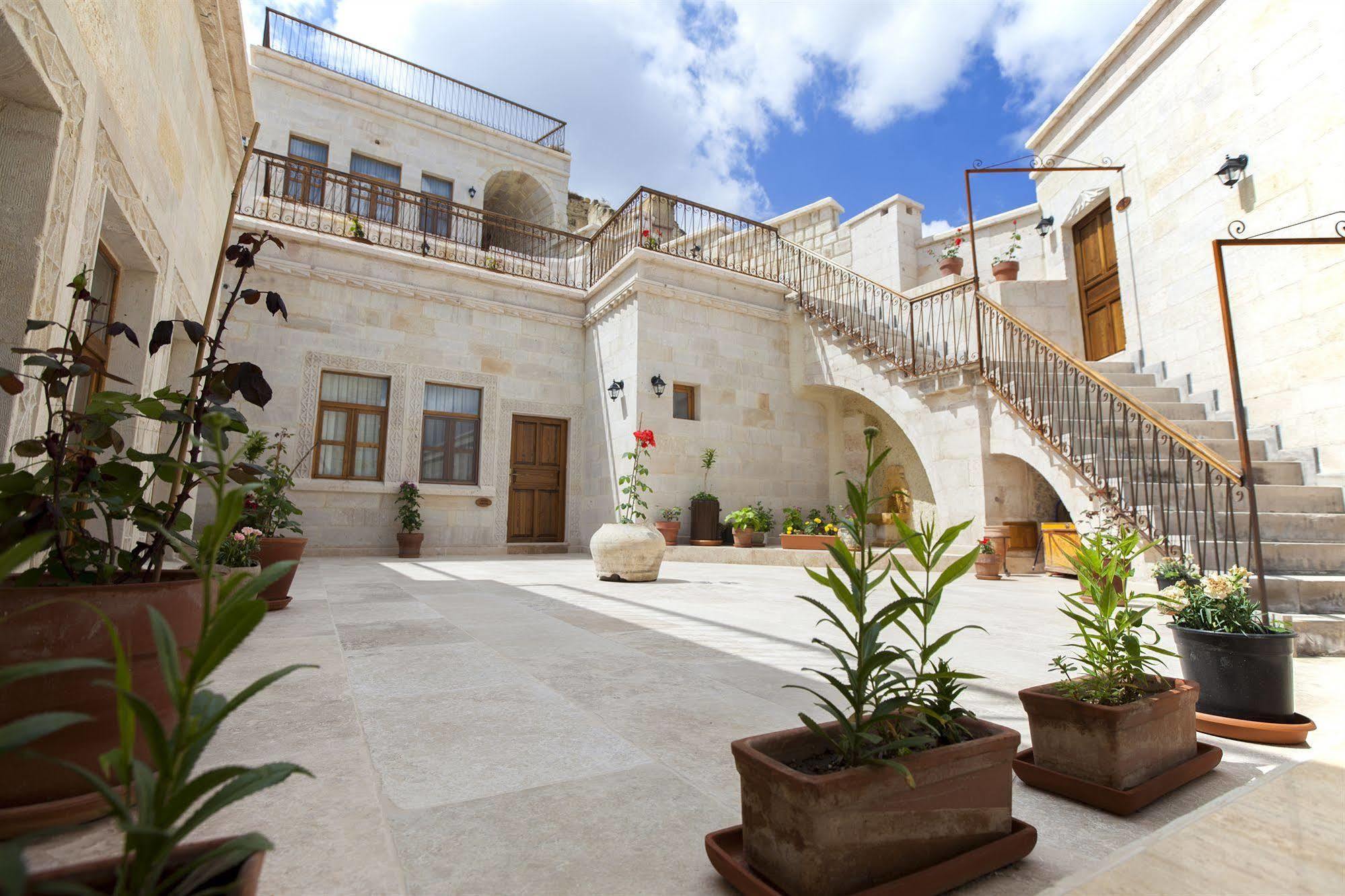 Magic Cave House Hotel Юргюп Екстериор снимка