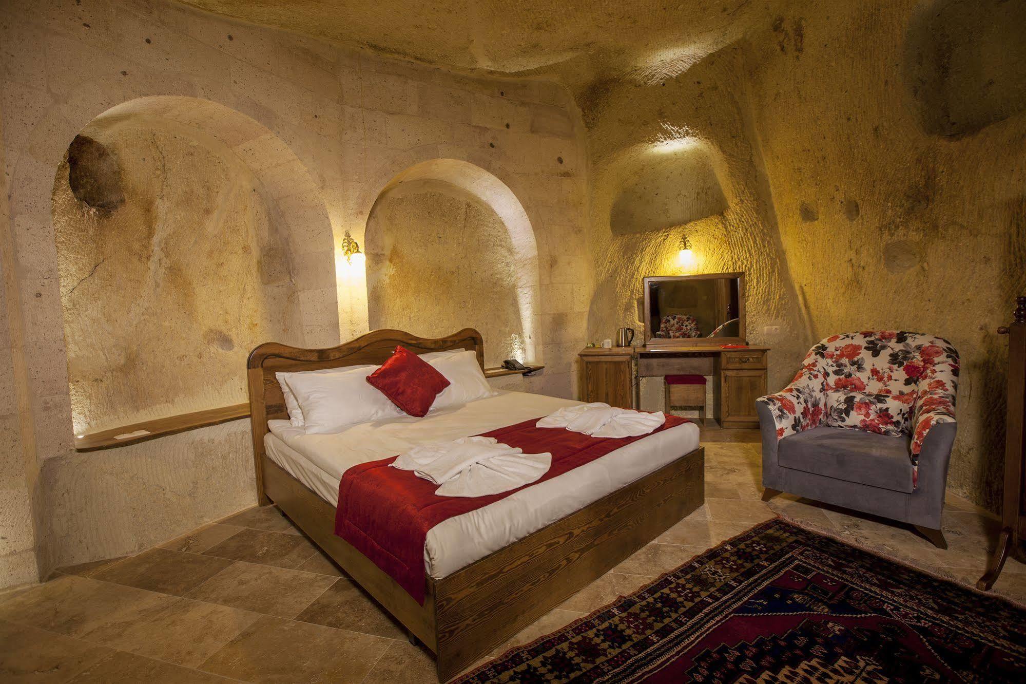 Magic Cave House Hotel Юргюп Екстериор снимка