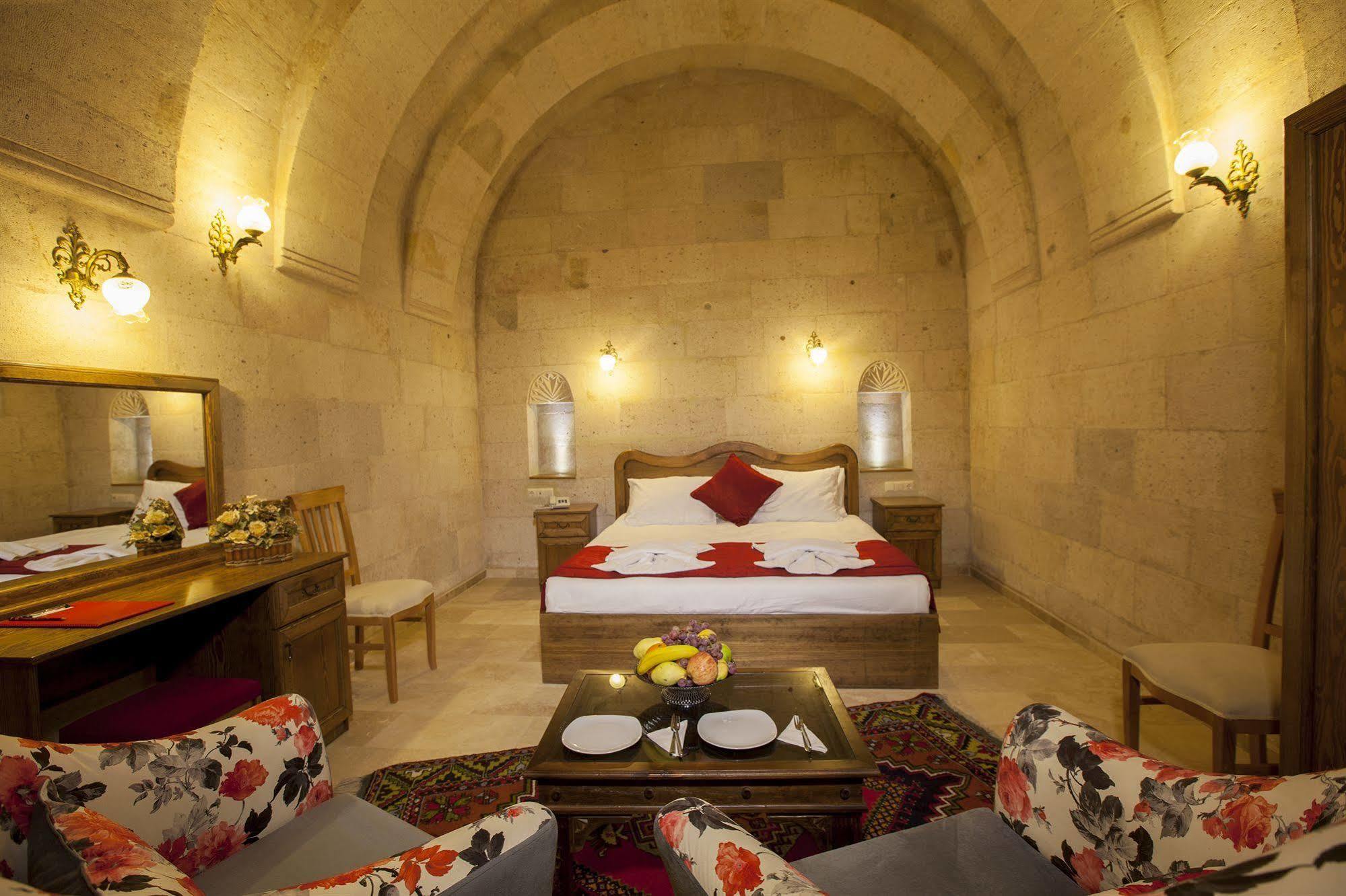 Magic Cave House Hotel Юргюп Екстериор снимка